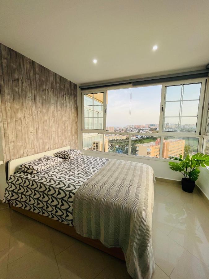 Precioso apartamento moderno y con piscina Torremolinos Exterior foto